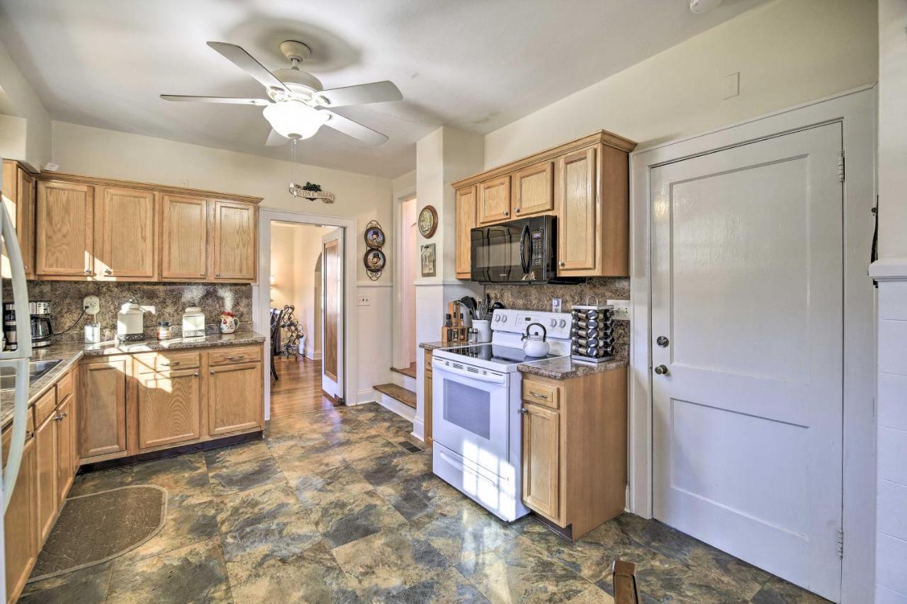 Homeplace With Yard - 10 Mi To Jenny Wiley! Paintsville Экстерьер фото